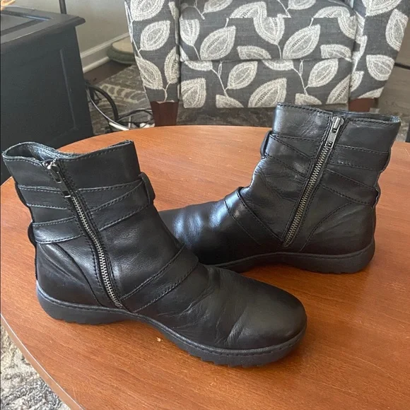 Born Leather Black Ankle Booties with Buckle Detail - Picture 3 of 11